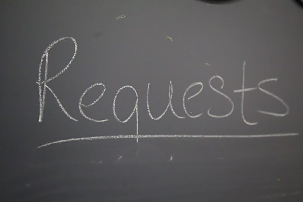 erstellung einer vorläufigen referenz: tipps und beispiele für die anfrage eines zwischenzeugnisses.