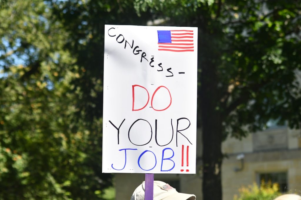 informationen zu arbeitslosengeld: voraussetzungen, antragsverfahren und leistungen für arbeitslose in deutschland.